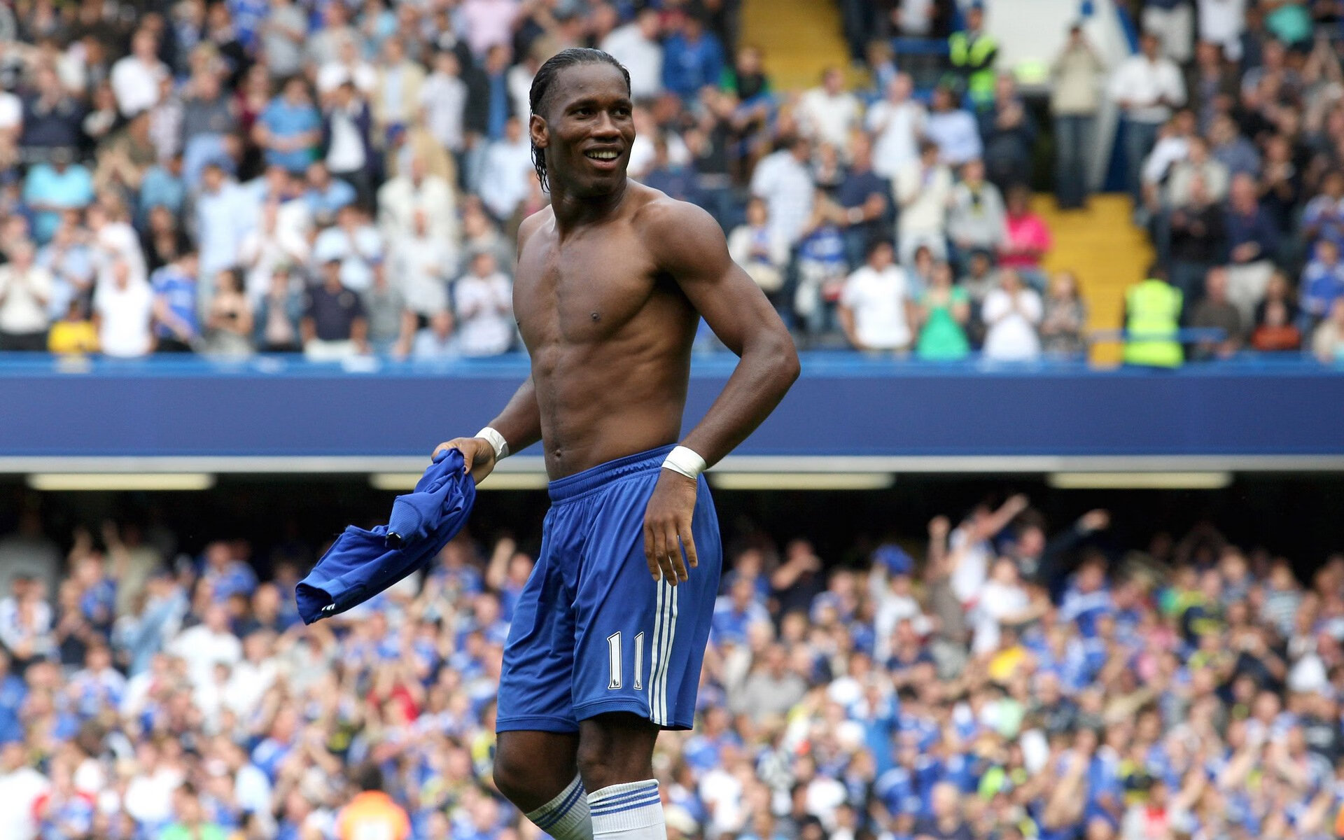 欧国联赛场面火爆，球迷热情高涨，欧国联赛事介绍